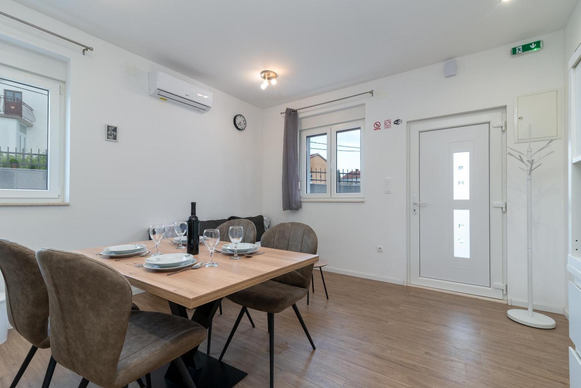 Apartman Dino Trogir Luaran gambar