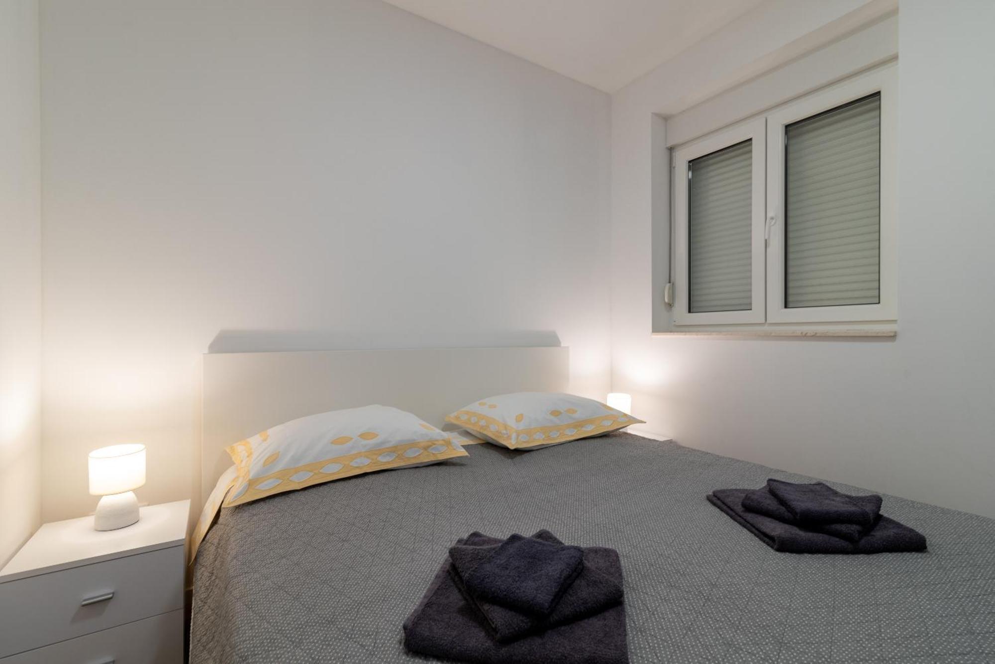 Apartman Dino Trogir Luaran gambar
